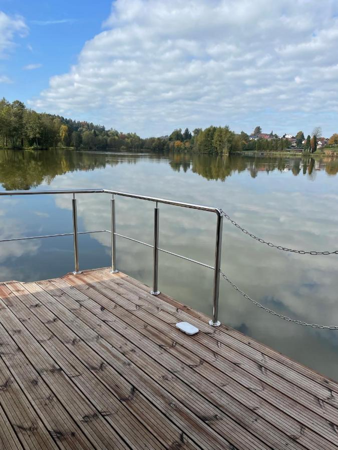 Waidlerland Hausboot 1 Hotell Waldkirchen Eksteriør bilde